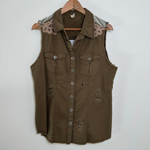 BKE Top Women's Size Large Sleeveless Button Down Army‎ Green Distressed Utility - Picture 1 of 5
